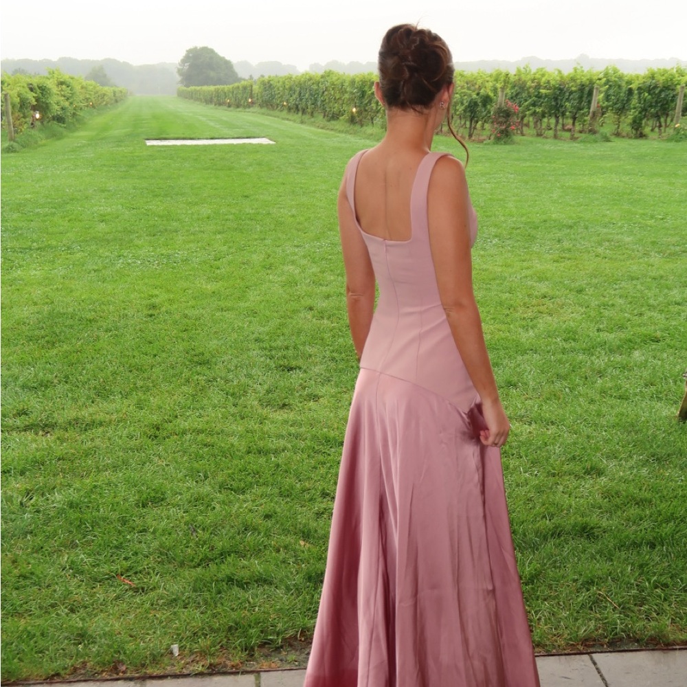 REVOLVE l'academie Sidney Gown